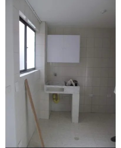 Rhbr-12333 (apto) Piso 3 (laureles)