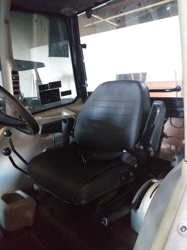 Trator Valtra A750