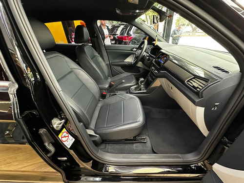 Volkswagen T-Cross 1.4 250 TSI TOTAL FLEX HIGHLINE AUTOMÁTICO