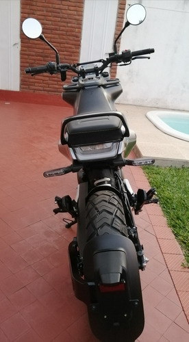 Imagen 7 de 9 de Husqvarna Svartpilen 200