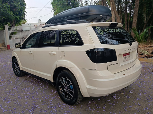 Dodge Journey 2.4 Se 7 Pasajeros At