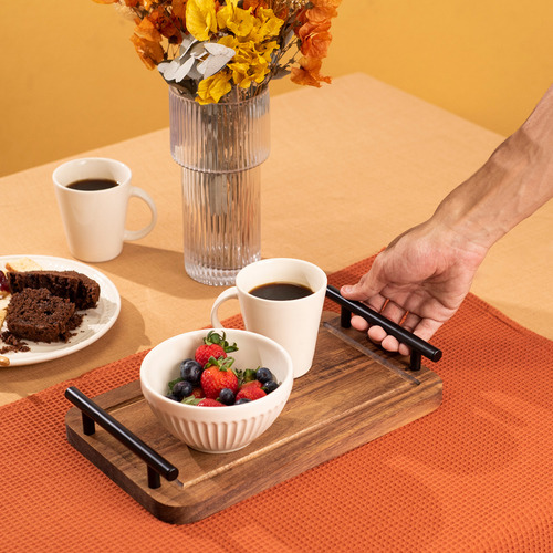 Bandeja De Madeira Acácia Com Alças Multiuso - Oikos Cor Marrom-escuro