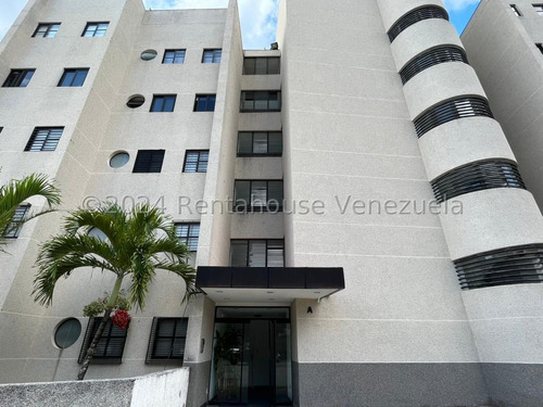 Apartamento En Alquiler En Santa Inés. Rl