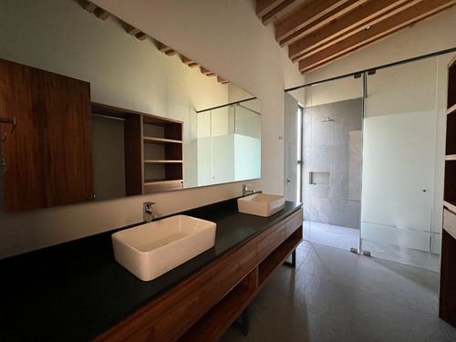 Le Cinq Rancho Avándaro