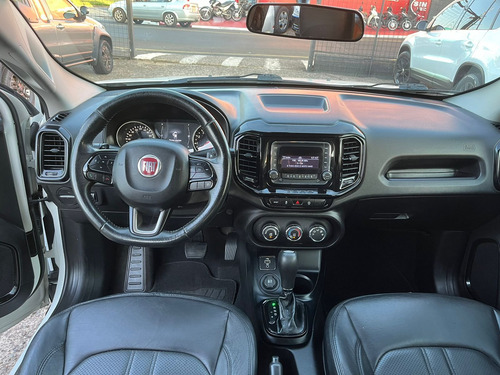 Fiat Toro 1.8 16v Freedom Flex 4x2 Aut. 4p