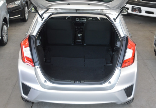 Imagen 8 de 10 de Honda Fit Cool 2016