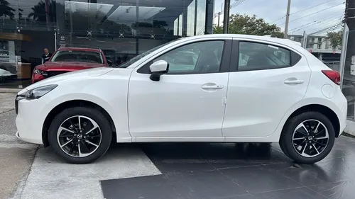Mazda Hb Grand Touring Lx 2025/dp