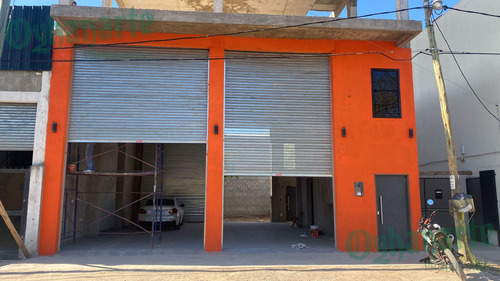 Fte. A La Estación La Reja - Zona Comercial - Ref. 4041