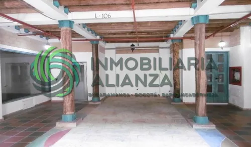 Local En Arriendo En Giron. Cod A13176