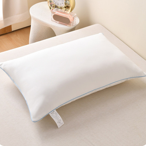 Una Almohada Que Se Deforma, Diseñada Para Uso Doméstico En