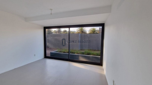 Imagen 25 de 30 de Apartamento - Grand Bay Residences 102s