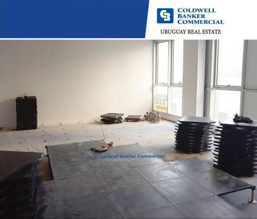 Oficina En Alquiler - Ciudad Vieja - A Estrenar