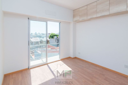 Departamento En Venta En Mataderos