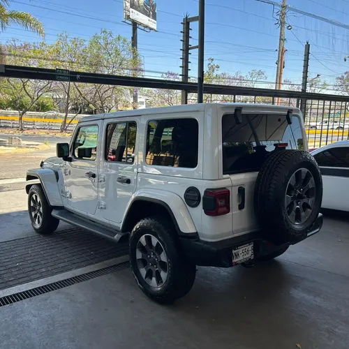 Jeep Wrangler JEEP SAHARA WRANGLER UNLIMITED
