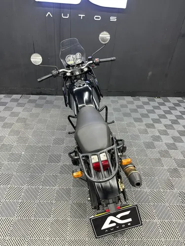 Royal Enfield Himalayan 411 2021