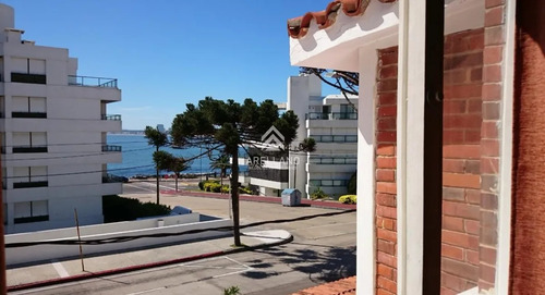 Casa A Pasos De La Rambla Mansa - Apta Para Hostel Y Gastronomía.