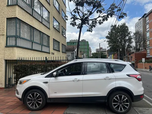 Ford Escape 2.0 Titanium Awd At