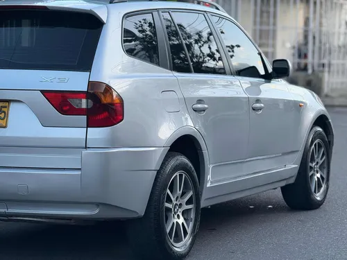 BMW X3 E83 2.5si