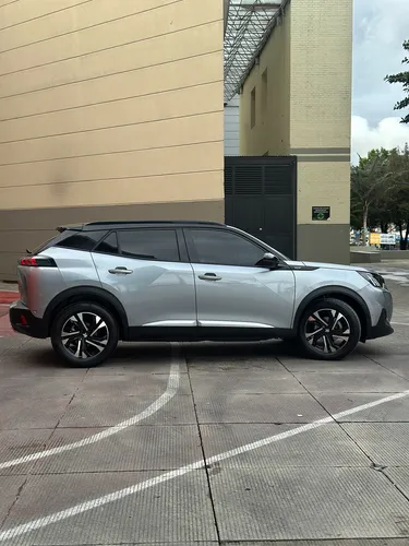 Peugeot 2008 1.2 Gt