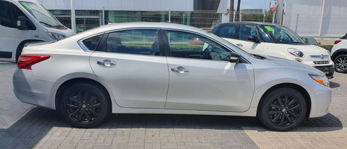 Imagen 5 de 12 de Nissan Altima 2017 2.5 Advance At