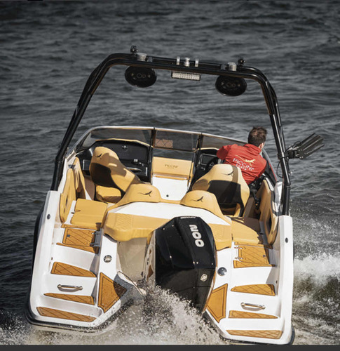 Piccini 229s Mercury 200hp + Trailer (canestrari Arco Iris)