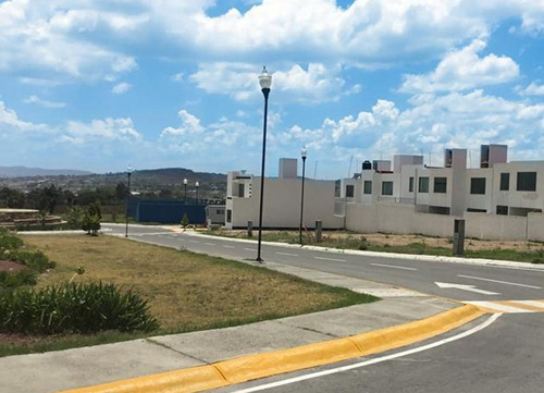 Excelentes Lotes En Venta En Jardines De La Hacienda, Colosio