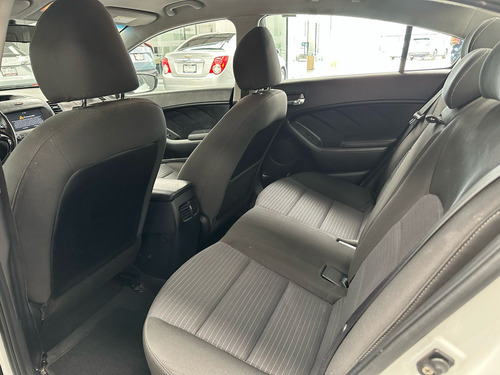 Kia Forte 2.0 Ex Mt