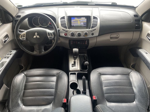 Imagem 7 de 12 de L200 Triton Hpe 3.2 Cd Tb Int.diesel Aut