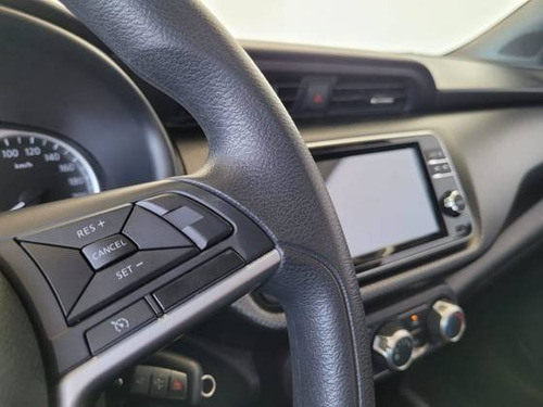 Imagem 7 de 15 de Nissan Kicks 1.6 16v S Aut. 5p
