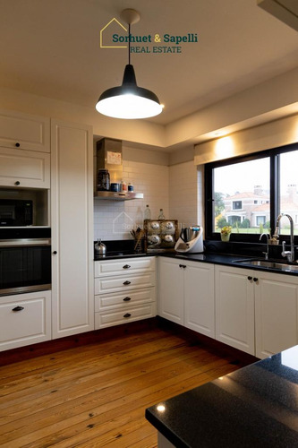 Magnífica Casa En Venta En Barrio Privado Carmel