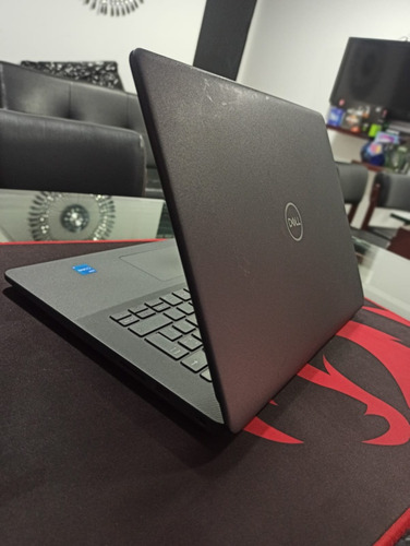 Portatil  Dell Vostro Core I5 De 11gen  Solido M2 256bg + Di