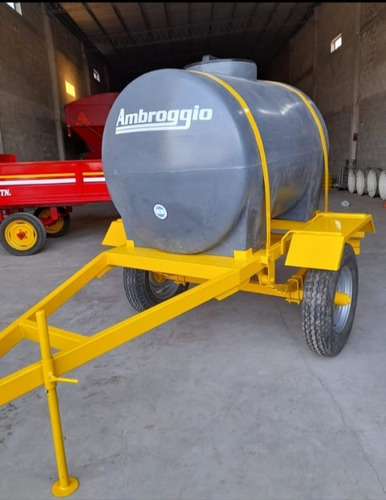 Acoplado Tanque Polietileno 1400/3500/4500/6500l Ambroggio