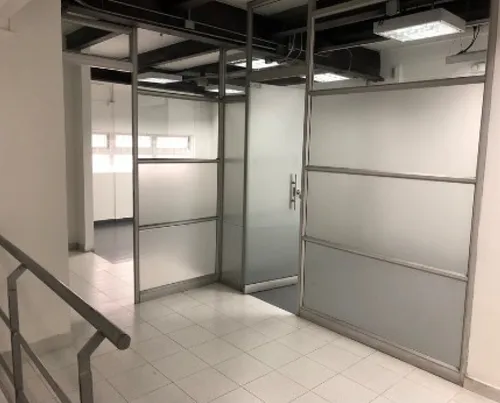 Local En Arriendo/venta En Santa Fe-mártires. Cod A1073024