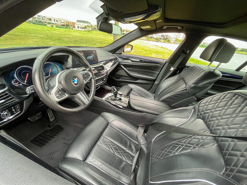 BMW Serie 5 3.0 535i Sedan M Package 306cv