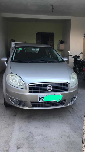 Fiat Linea Essence 16v Flex 4p