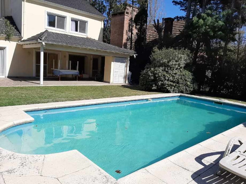 Imagen 4 de 6 de Casa En Venta En Las Praderas De Lujan