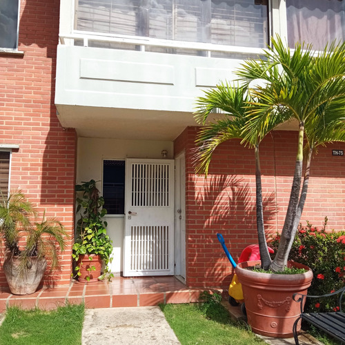 Home24 Islas Alquila Townhouse  En Terrazas Del Valle