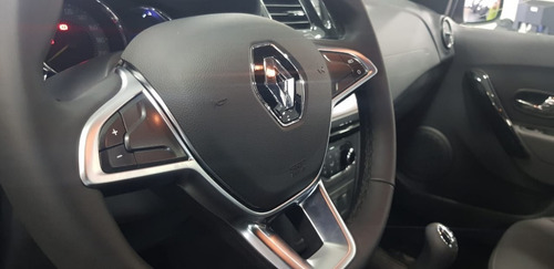 Imagen 10 de 15 de Autos Y Camionetas Renault Logan Toyota Etios Corsa Punto E