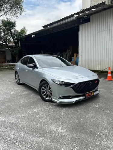 Mazda 3 2.0 Touring