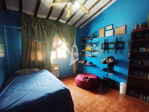 Townhouse En El Conj. Resd. La Abadía, Villa Granada