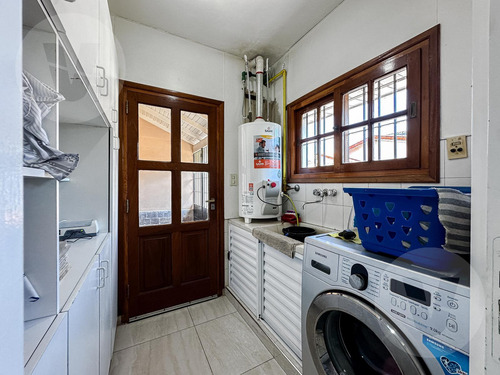 Casa En Venta - Lomas De Zamora, Caseros Al 1700