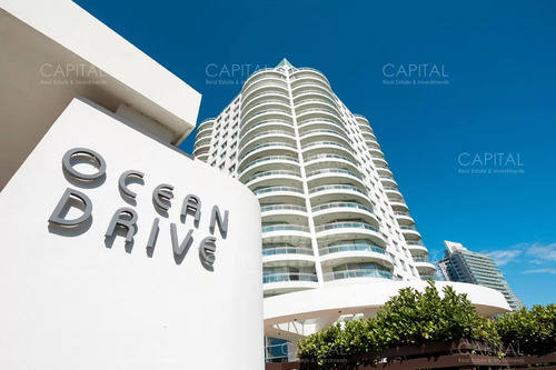 Venta Apartamento De 1 Dormitorio En Ocean Drive Ii, Sobre Av. Roosevelt, Punta Del Este