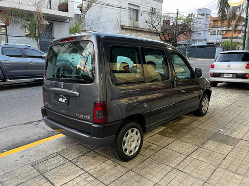 Imagen 5 de 11 de Peugeot Partner Patagónica 1.9d /// 2009 - 252.000km