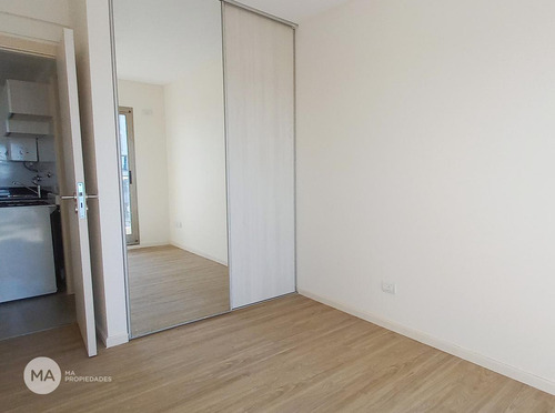 Imagen 8 de 16 de Departamento De Un Dormitorio Con Vista Parcial Al Río En Pto Norte