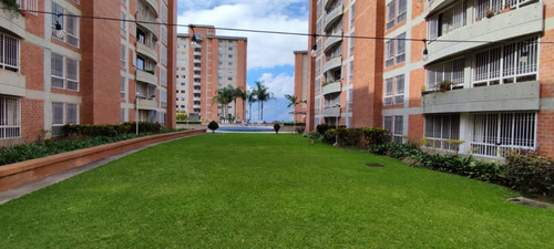 Imagen 24 de 25 de Espectacular Apartamento En Venta Cumbres De Miravila. Mls# 23-18002 Susana Gamaza