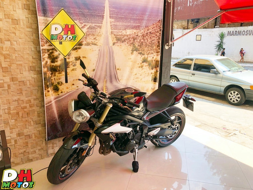 Imagem 2 de 10 de Triumph Street Triple 675 - 2017