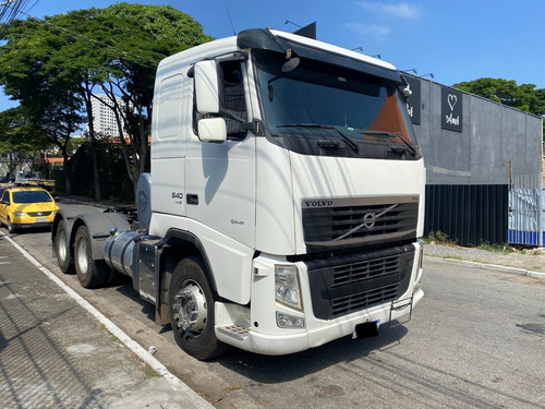 Imagem 4 de 12 de Volvo Fh 540 6x4 I-shift Ano 2014 Caminhão Cavalo Traçado