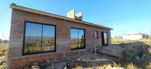 Casa A Terminar En Lote De 30 X 10mts