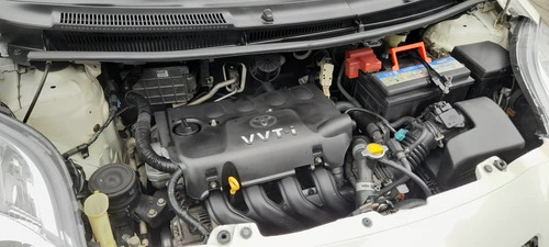 Imagen 12 de 16 de Toyota Yaris Automatico