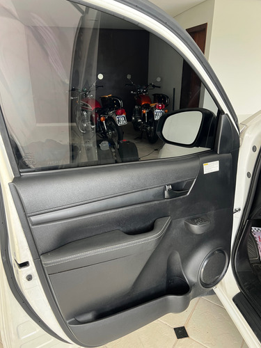 Toyota Hilux 2.8 Std Power Pack Cab. Dupla 4x4 Tdi 4p